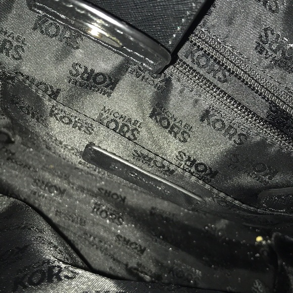 Michael Kors Shoulder Bag - Picture 3 of 3
